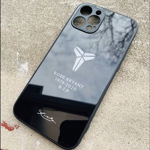 iPhone 14Pro Max Cute Kobe Bryant Protection case